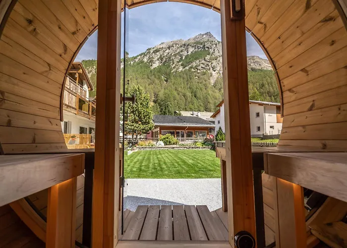 Dalias Ferienparadies Enzian - Alpenrose * Saas-Almagell