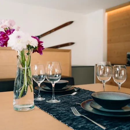 Dalias Ferienparadies Enzian - Alpenrose Saas-Almagell